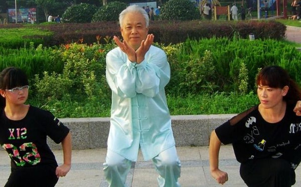 老人练什么气功好?老人练气功有哪些注意事项？(1)