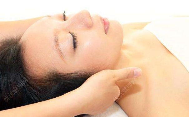 冬季手脚冰冷按摩什么穴位？怎么按摩暖手脚？(4)