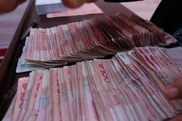 彩礼不得超过两万，超过2万就属于人口贩卖(1)