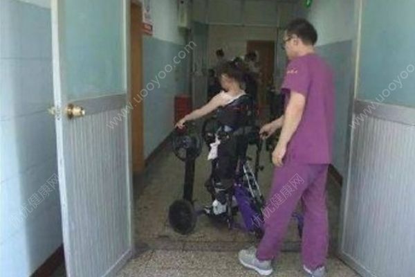 6岁女童学跳舞致瘫痪，医院：暑期儿童练舞致伤多发(4)