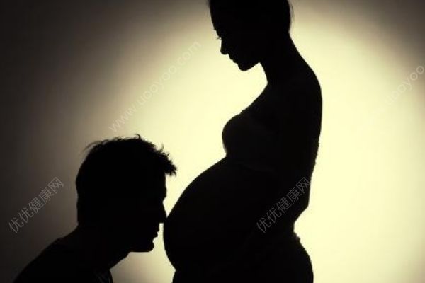 建议让女性休满一年产假，全心全意带孩子(3)