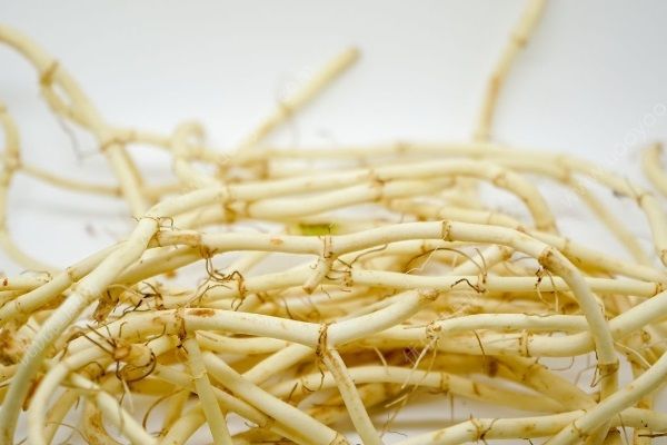 鱼腥草煮梨皮有哪些功效？鱼腥草怎么吃好？(1)