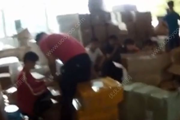 网店售卖虚假生理盐水：由水加盐勾兑而成，近万支销往全国(3)