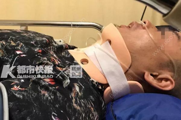 男子被从天而降沙发砸头上，邻居:2楼经常扔东西(3)